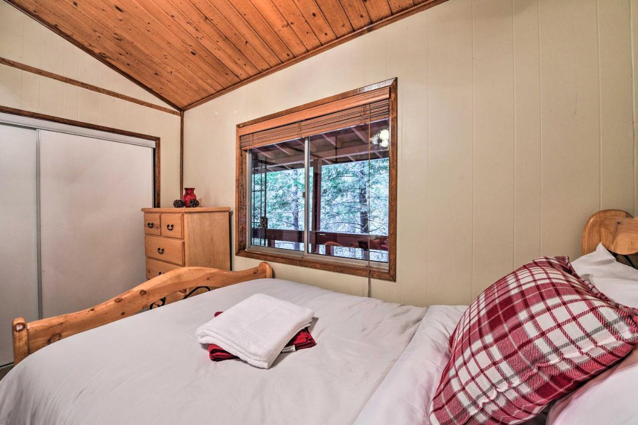 Lake Arrowhead Cabin With Deck And Stunning Mtn Views! Сан-Бернардино Экстерьер фото